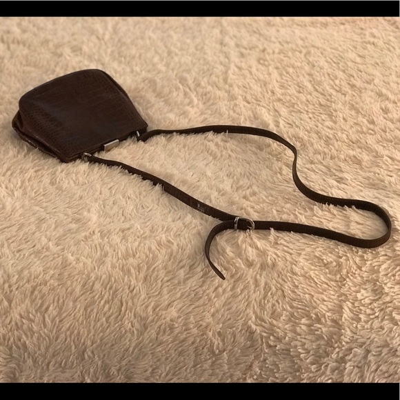 Barney’s New York Leather Embossed Pattern Handbag - 🆓 Shipping! - Picture 5 of 8